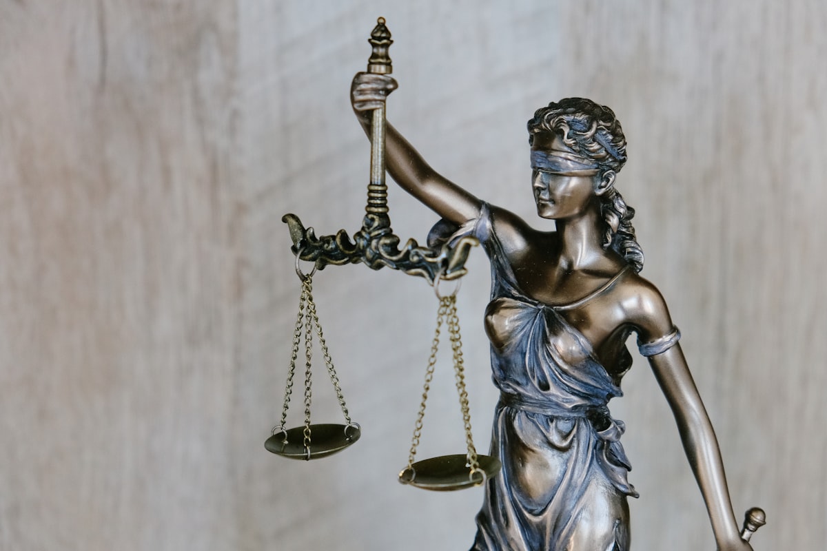 Tribunal Alemão Decide que Google é Responsável por Respostas Falsas de suas ‘AI Overviews’